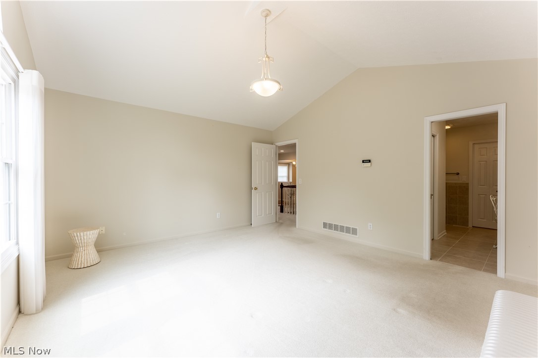 3790 Woodbury Oval Stow OH 44224