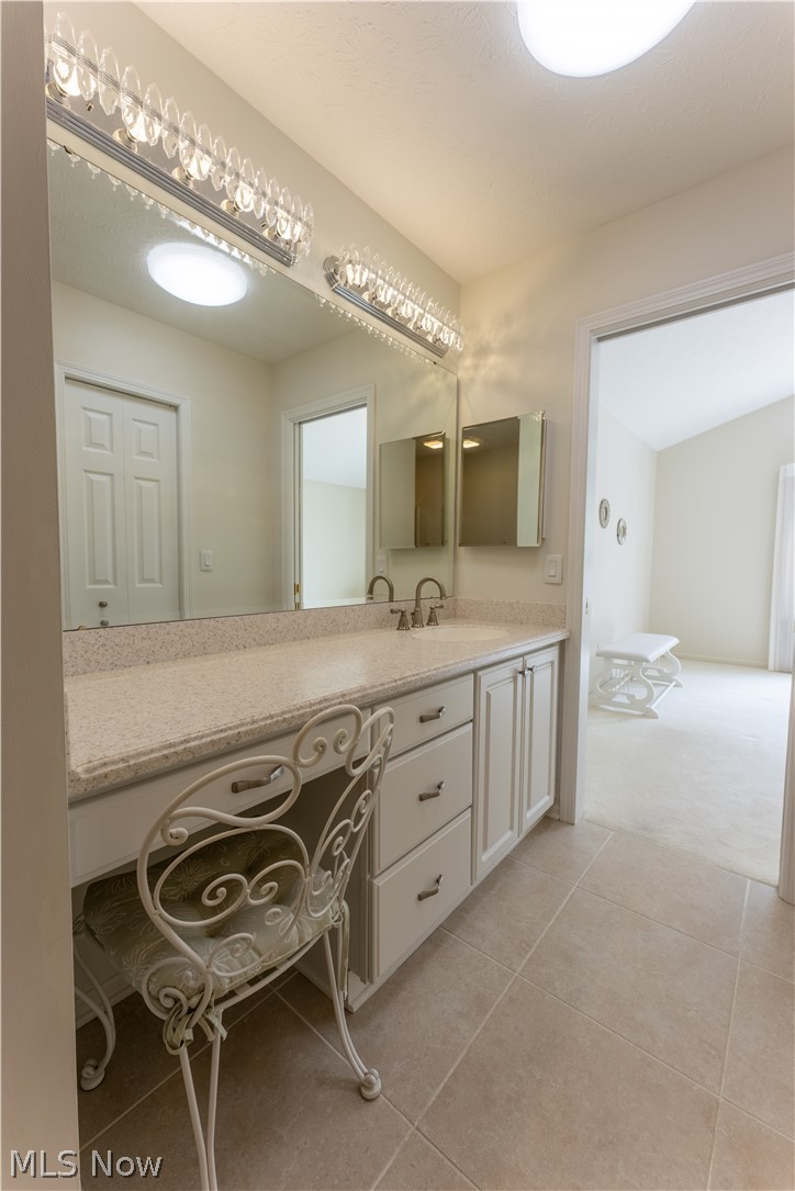 3790 Woodbury Oval Stow OH 44224