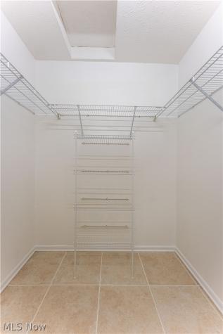3790 Woodbury Oval Stow OH 44224