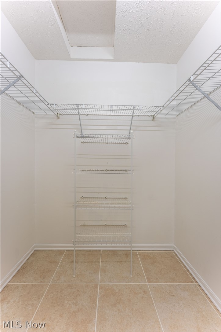 3790 Woodbury Oval Stow OH 44224
