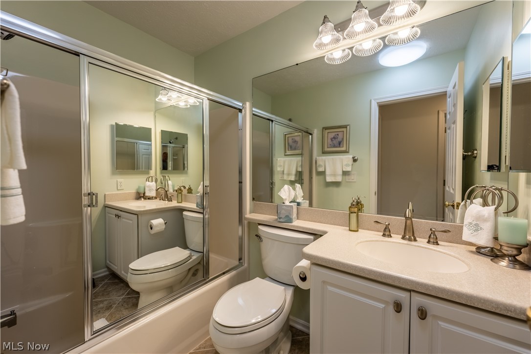 3790 Woodbury Oval Stow OH 44224