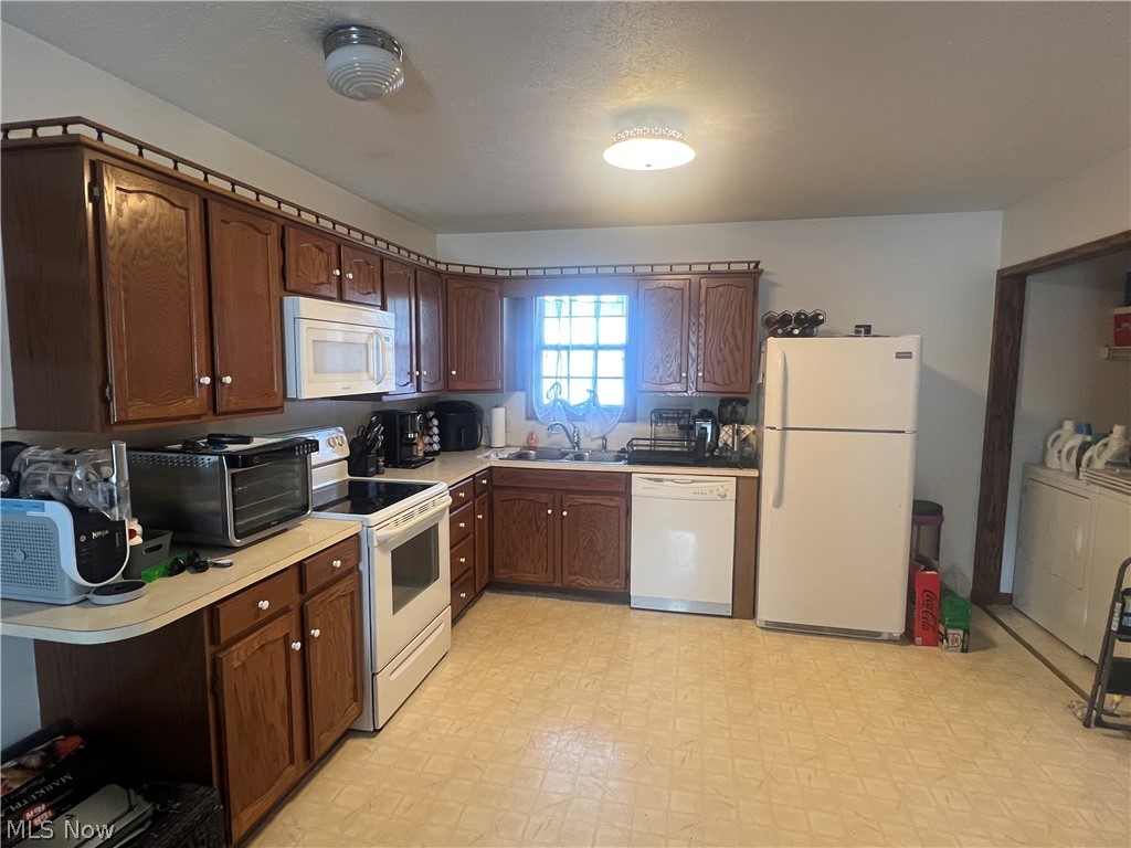 127 E Adams Street Millersburg OH 44654