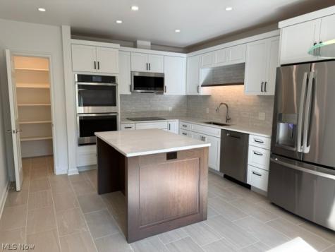 5150 Three Village Drive Lyndhurst OH 44124