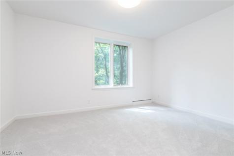 5150 Three Village Drive Lyndhurst OH 44124