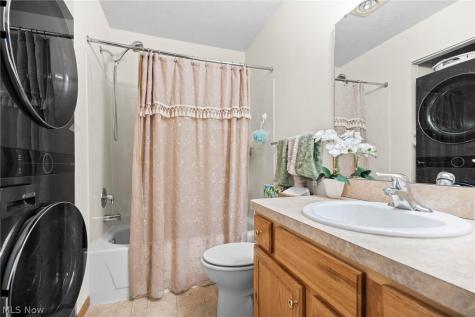 2002 Stoney Run Circle Broadview Heights OH 44147