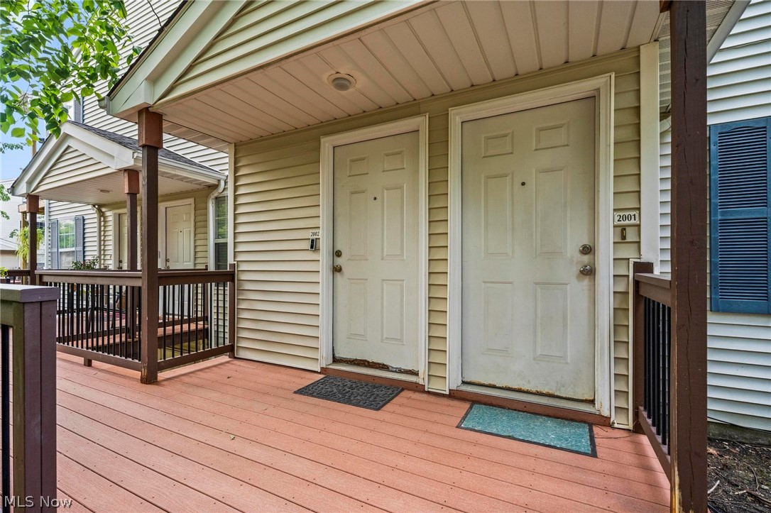 2002 Stoney Run Circle Broadview Heights OH 44147
