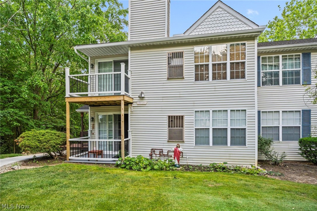 2002 Stoney Run Circle Broadview Heights OH 44147