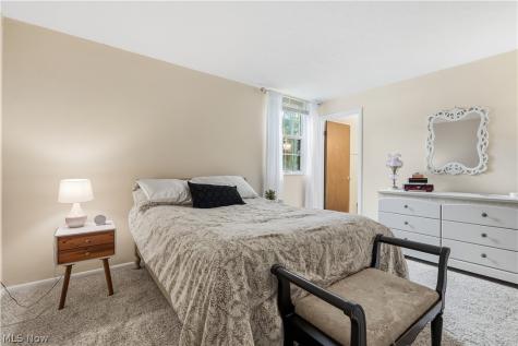 4187 Columbia Road North Olmsted OH 44070
