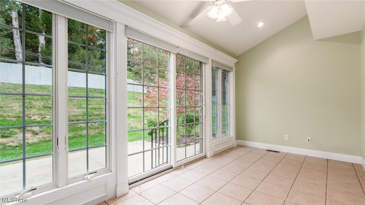 3490 Regans Way Zanesville OH 43701