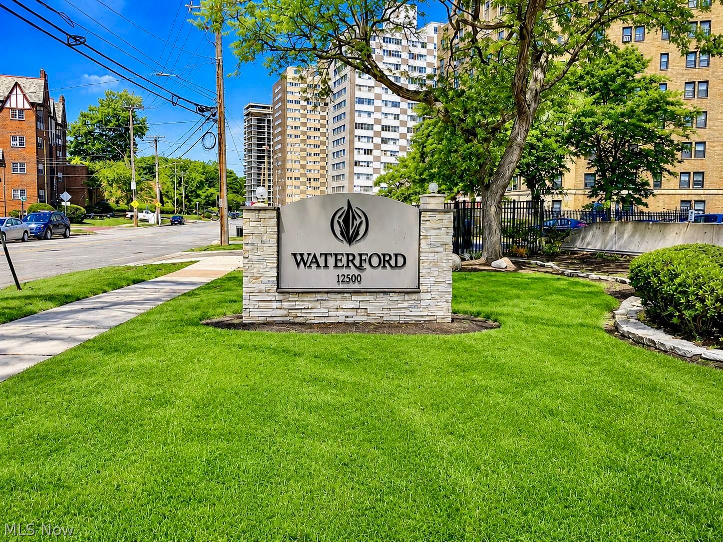 12500 Edgewater Drive Lakewood OH 44107