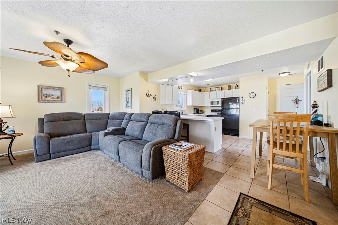 6035 Lake Road Ashtabula OH 44004