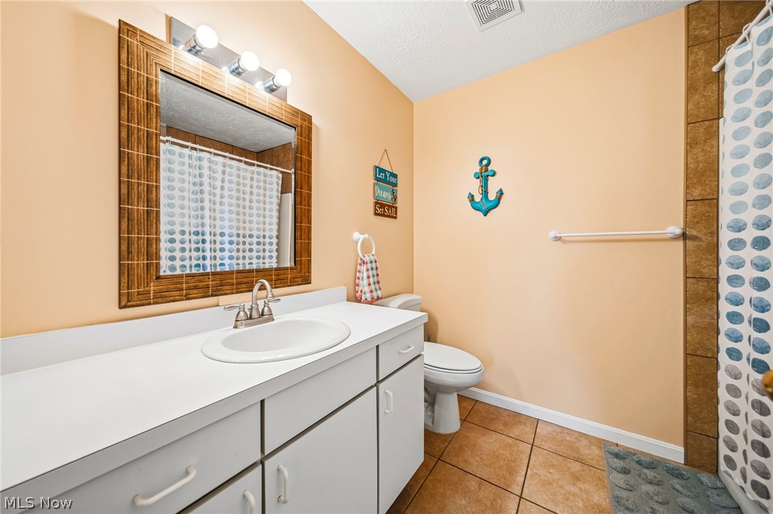 6035 Lake Road Ashtabula OH 44004
