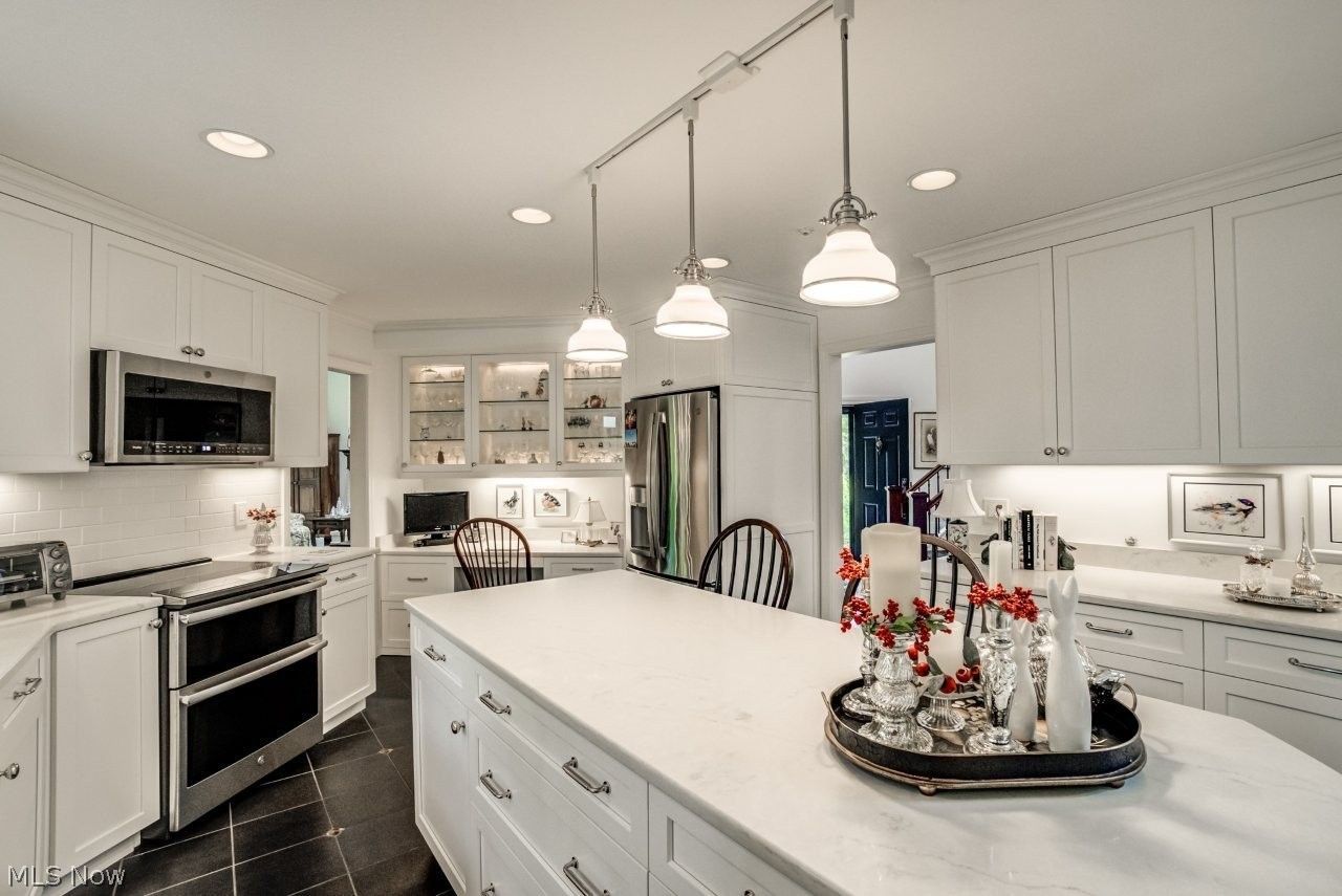 200 Woodsong Way Chagrin Falls OH 44023