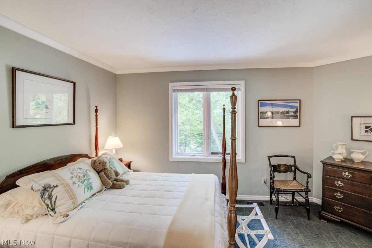 200 Woodsong Way Chagrin Falls OH 44023