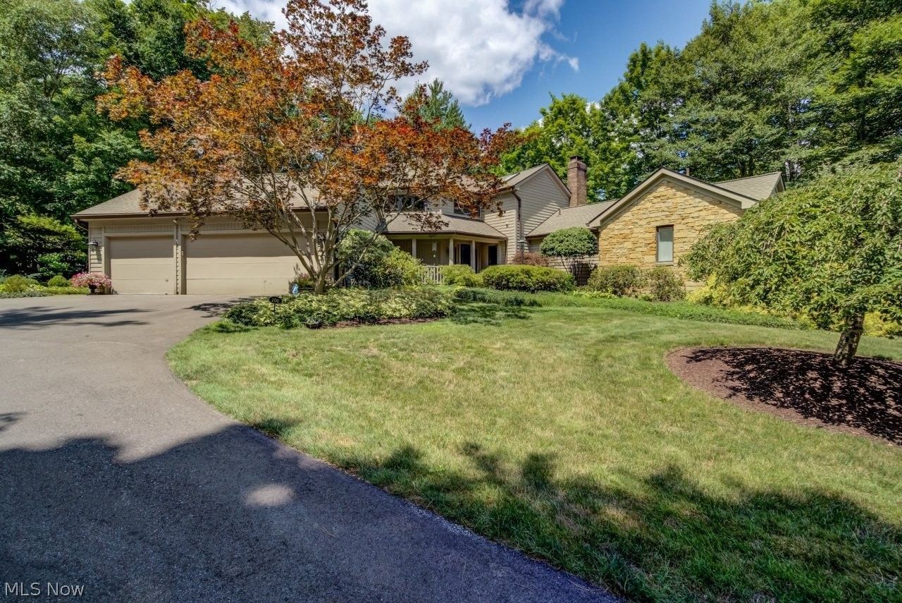 200 Woodsong Way Chagrin Falls OH 44023