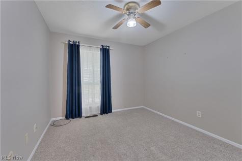 1341 Fox Run Drive Youngstown OH 44512