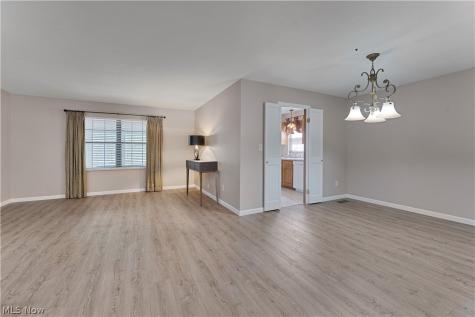 1341 Fox Run Drive Youngstown OH 44512