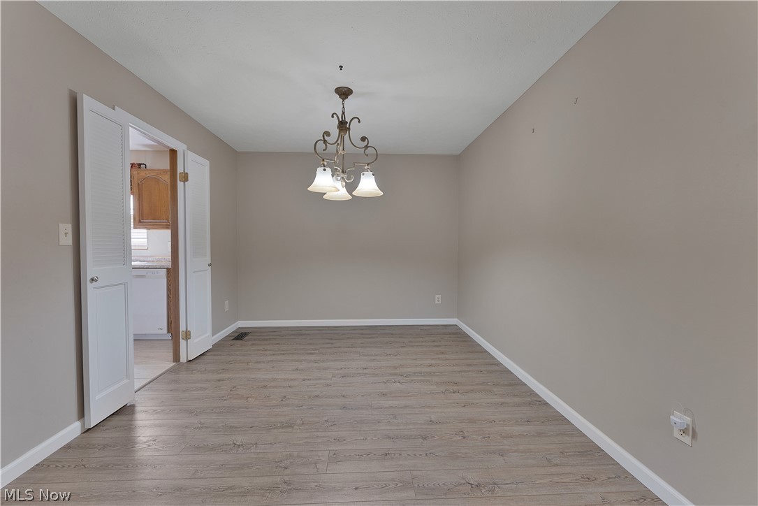 1341 Fox Run Drive Youngstown OH 44512