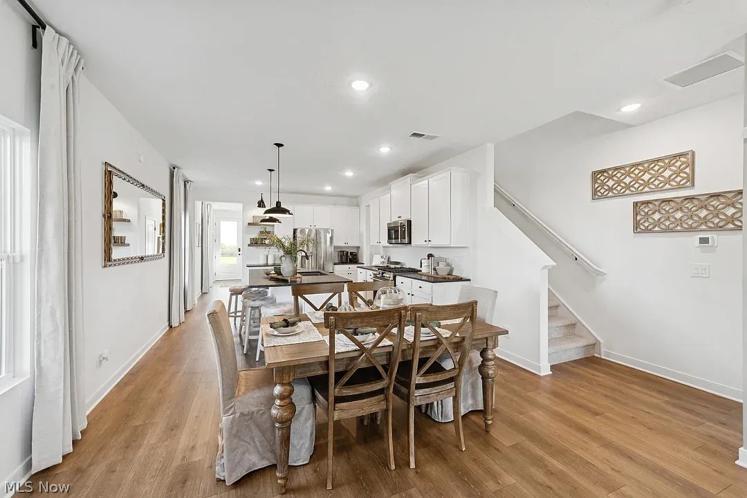 5094 Shepherds Glen Willoughby OH 44094