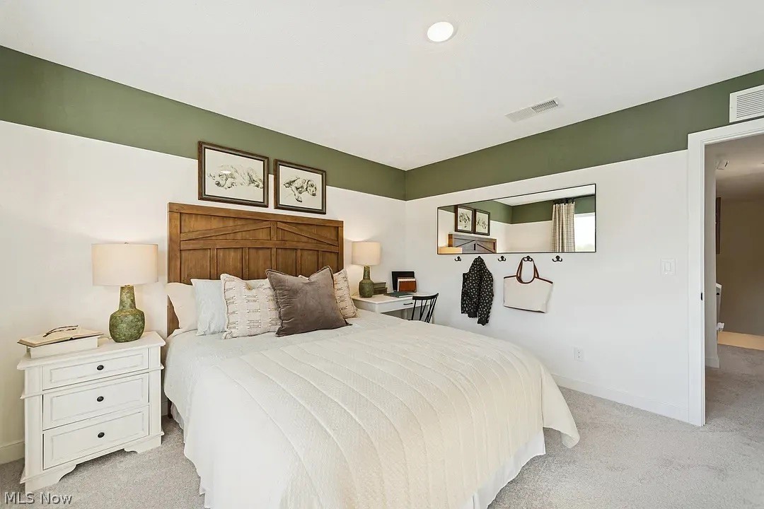 5094 Shepherds Glen Willoughby OH 44094