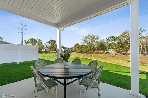5094 Shepherds Glen Willoughby OH 44094