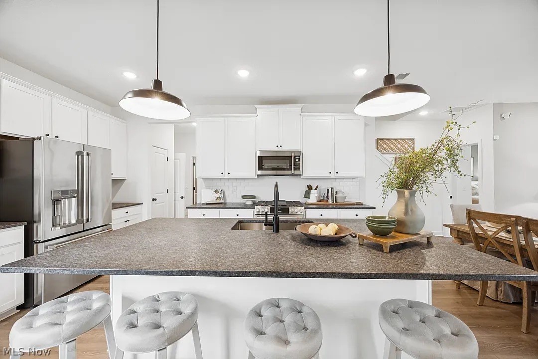 5094 Shepherds Glen Willoughby OH 44094