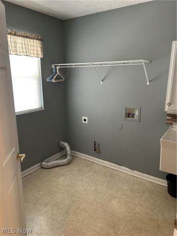 1313 Wynridge Avenue Louisville OH 44641