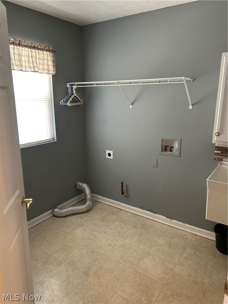 1313 Wynridge Avenue Louisville OH 44641
