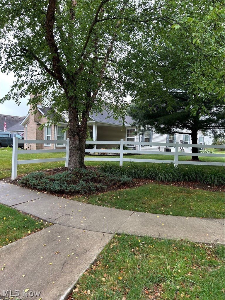 1313 Wynridge Avenue Louisville OH 44641
