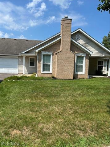 1313 Wynridge Avenue Louisville OH 44641
