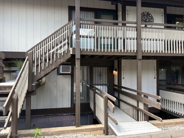 1611 Treetop Trail Akron OH 44313