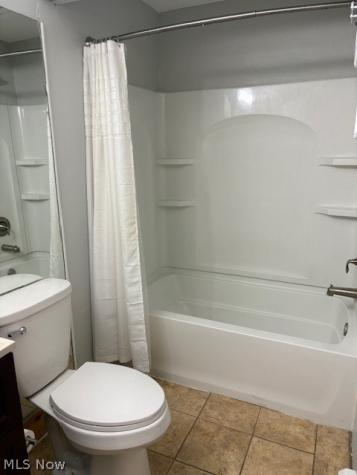 1611 Treetop Trail Akron OH 44313