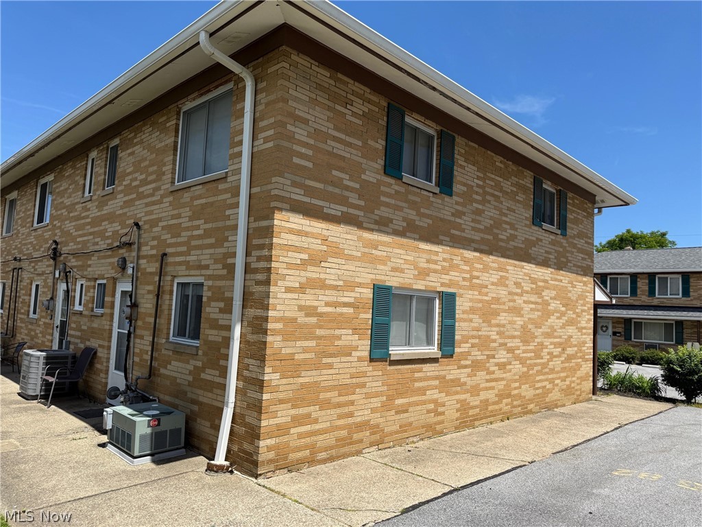 1582 Lee Terrace Drive Wickliffe OH 44092