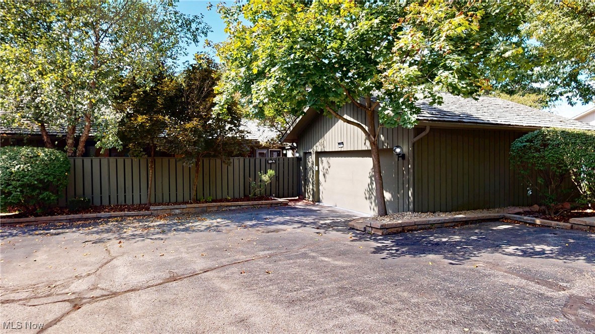 504-9 Concord Downs Circle Aurora OH 44202