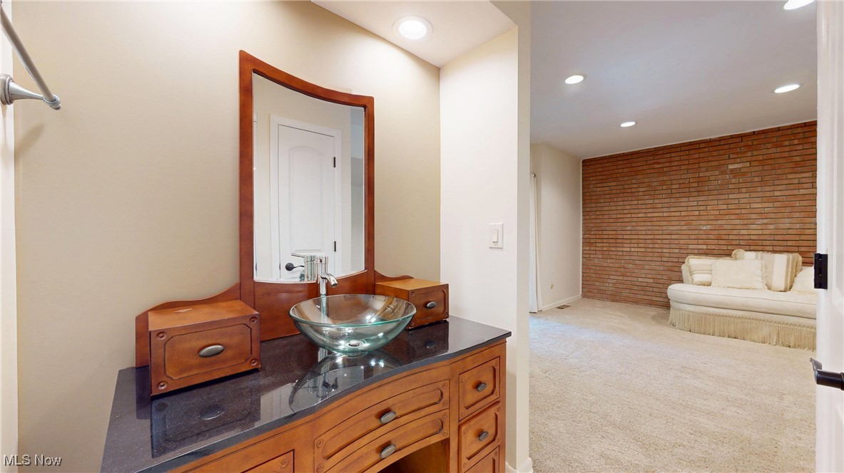 504-9 Concord Downs Circle Aurora OH 44202