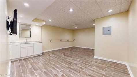 504-9 Concord Downs Circle Aurora OH 44202