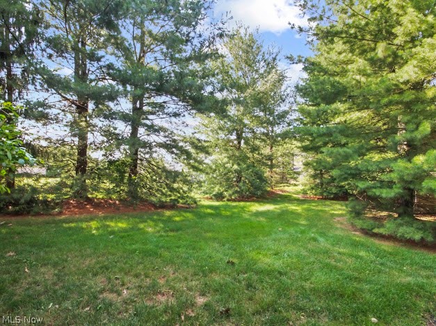 30 Greystone Poland OH 44514