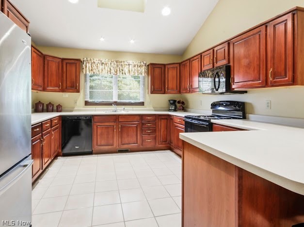 30 Greystone Poland OH 44514