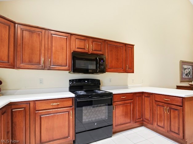 30 Greystone Poland OH 44514