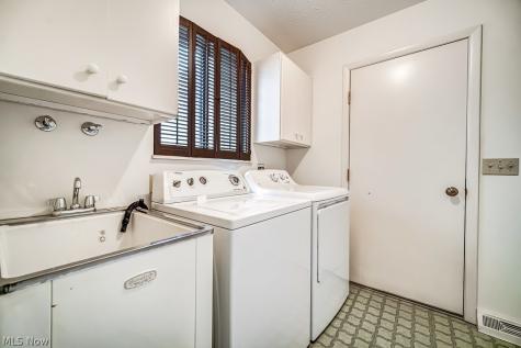 19319 Idlewood Trail Strongsville OH 44149