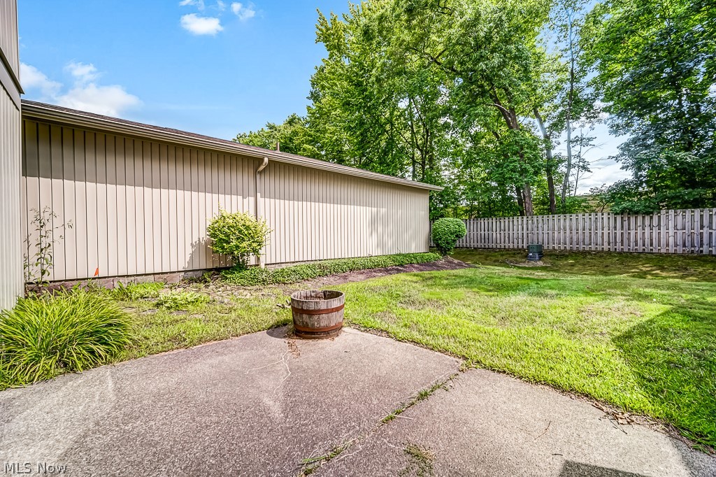 19319 Idlewood Trail Strongsville OH 44149