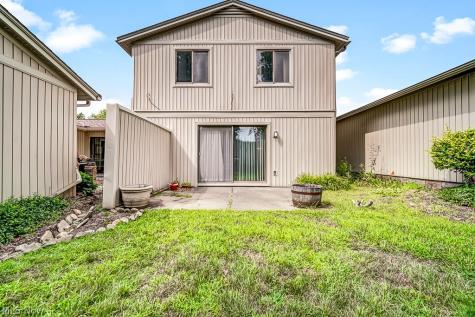 19319 Idlewood Trail Strongsville OH 44149