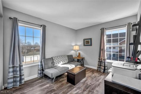 23002 Chandlers Lane Olmsted Falls OH 44138