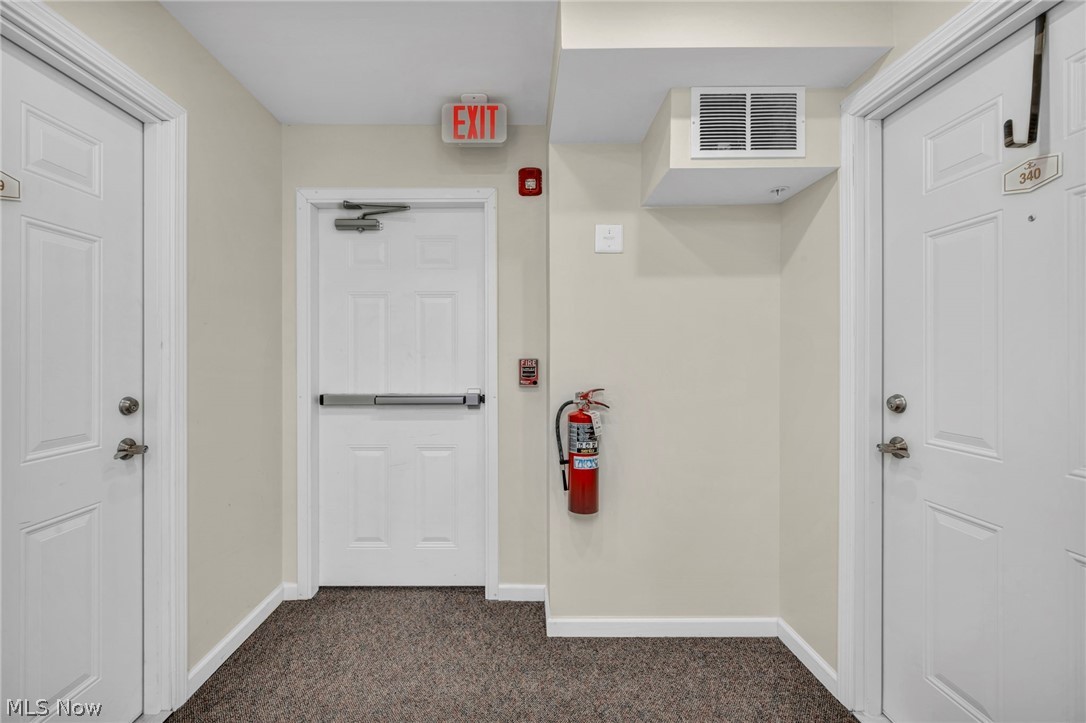 23002 Chandlers Lane Olmsted Falls OH 44138