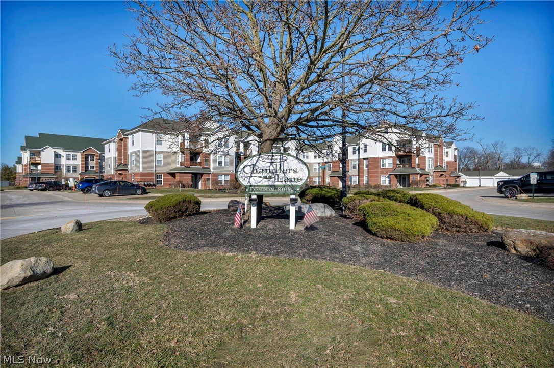 23002 Chandlers Lane Olmsted Falls OH 44138