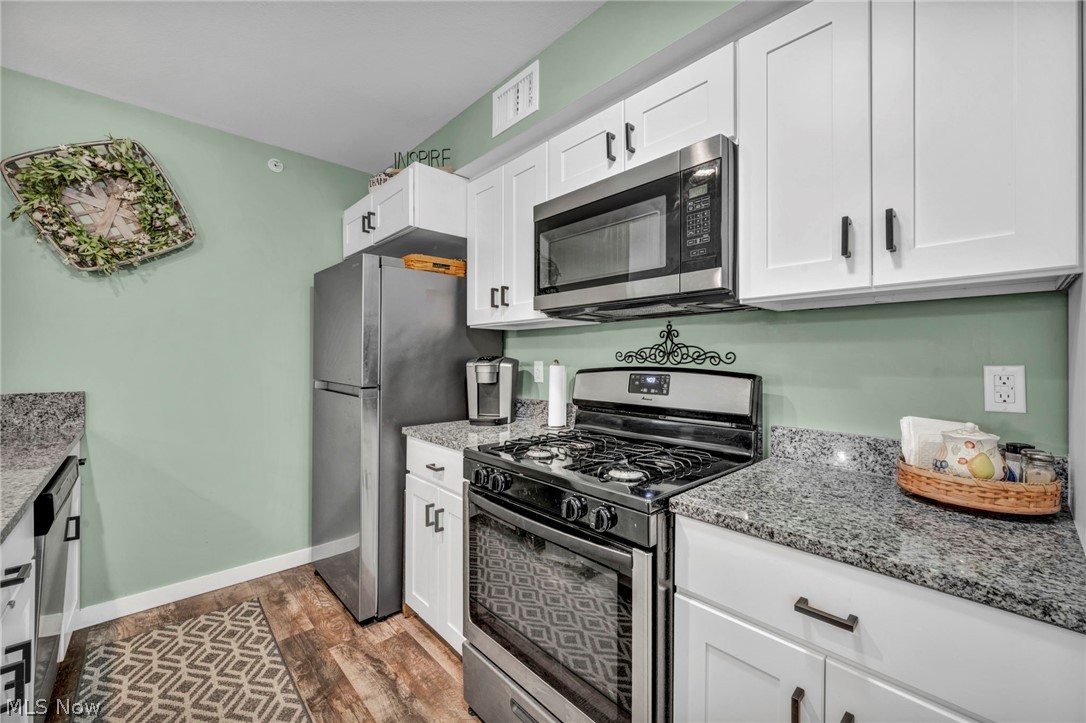 23002 Chandlers Lane Olmsted Falls OH 44138