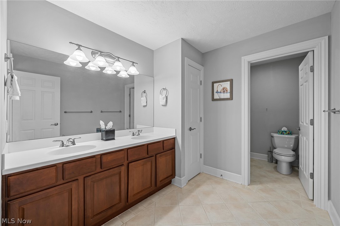 16930 Knolls Way Chagrin Falls OH 44023
