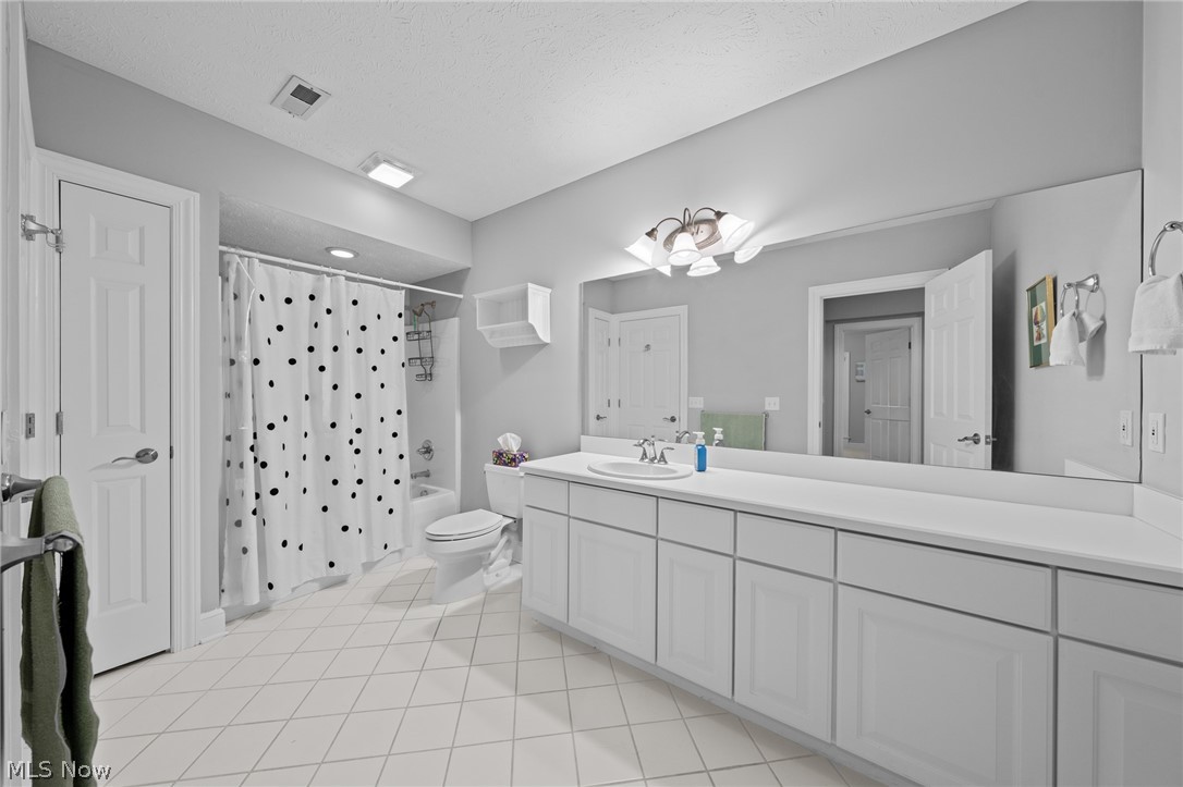 16930 Knolls Way Chagrin Falls OH 44023