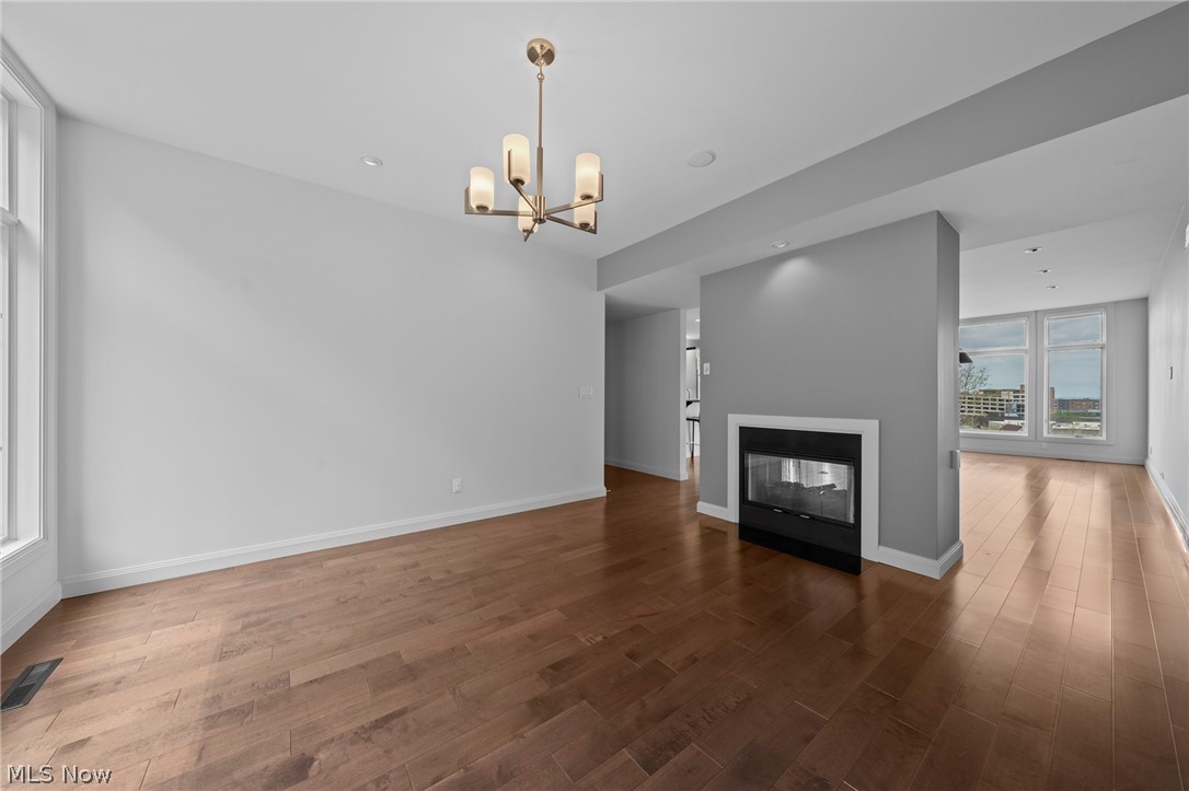 2339 Edgehill Road Cleveland OH 44106