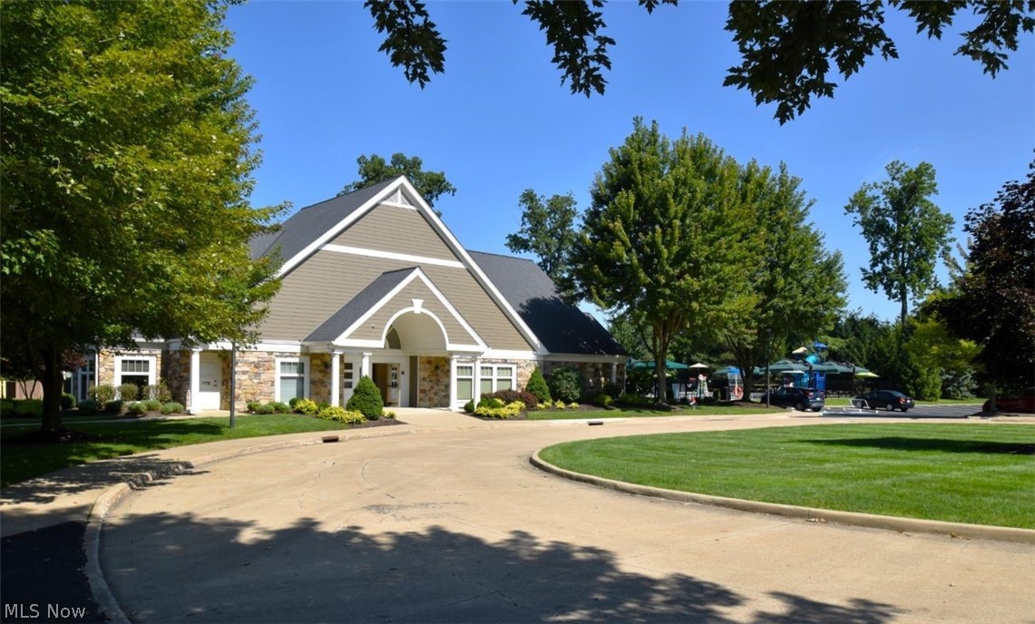 362 E Legend Court Highland Heights OH 44143